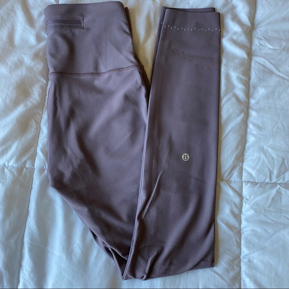 LULULEMON Zoned In Leggings Frosted Mulberry